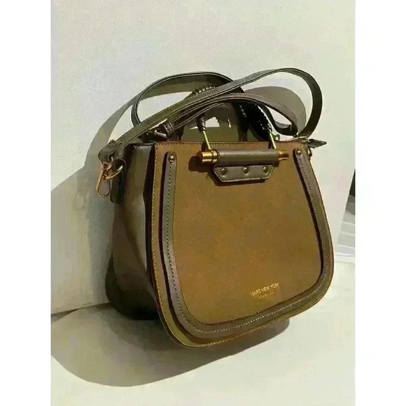 Marc New York Riveted Leather Tan Domed Bag Crossbody Work School Buckle - Picture 5 of 16